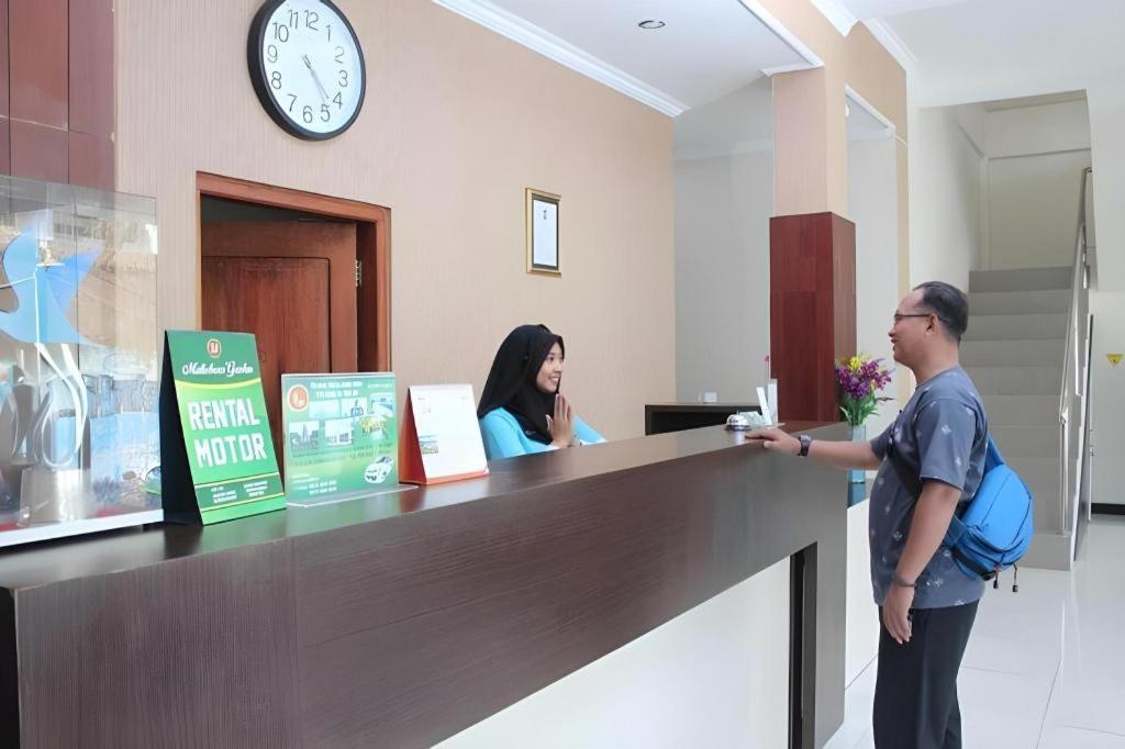 Malioboro Garden Hotel Yogyakarta Exterior foto