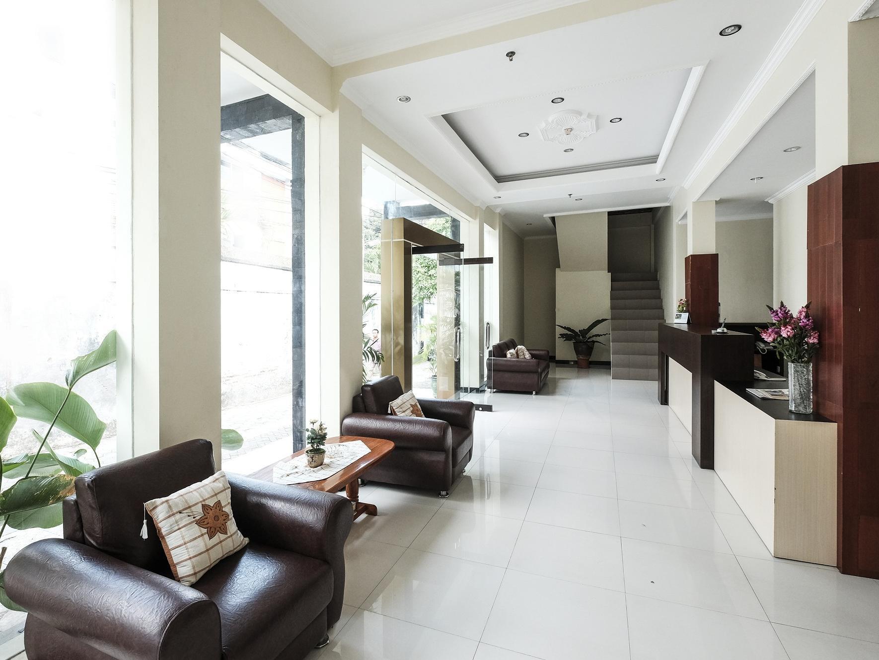 Malioboro Garden Hotel Yogyakarta Exterior foto